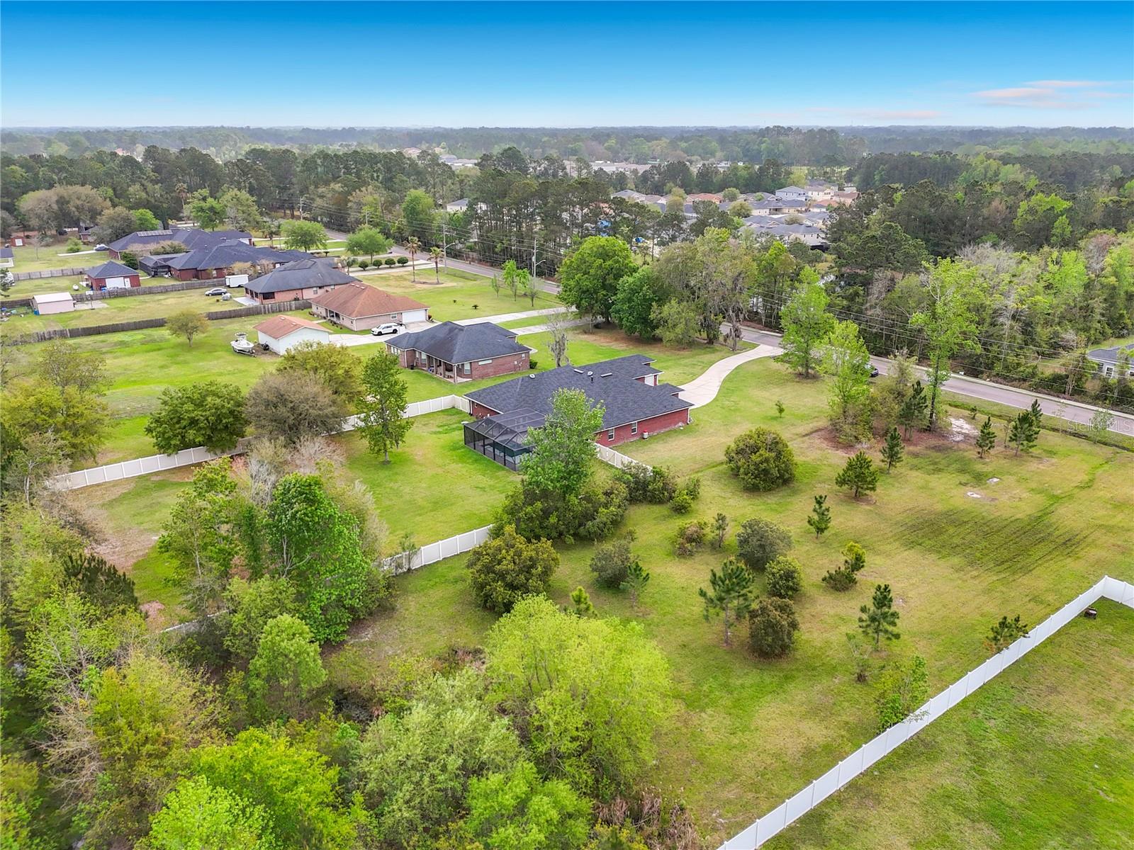 SOUTH LAKE ESTATES - Residential