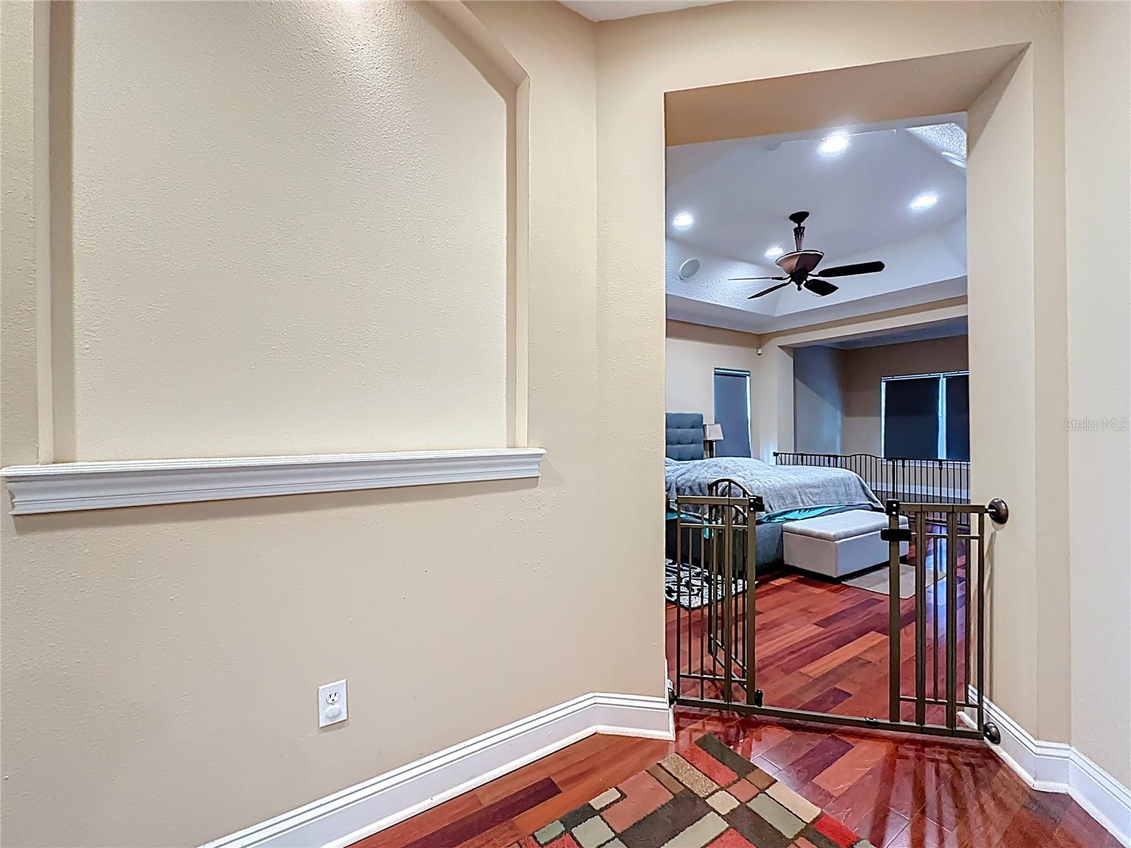 SOUTH LAKE ESTATES - Residential