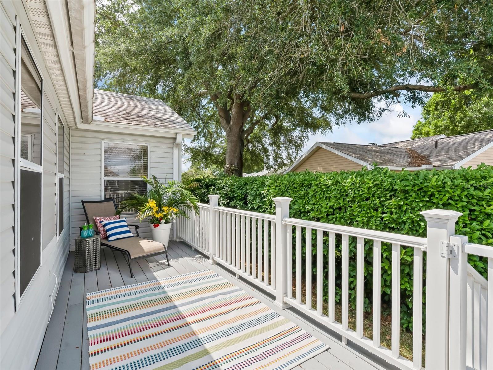 LADY LAKE ORANGE BLOSSOM GARDENS UNIT 17A - Residential