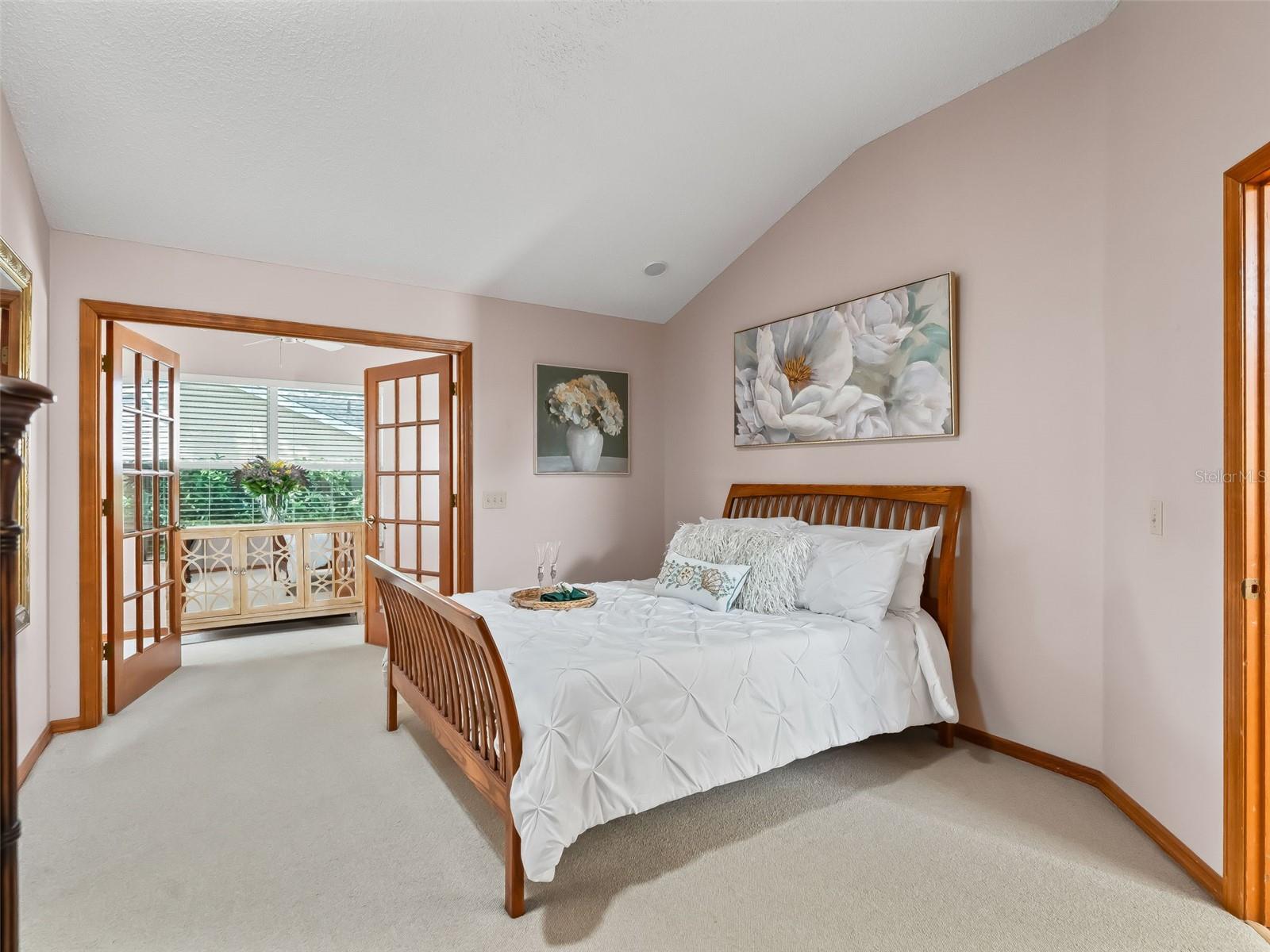 LADY LAKE ORANGE BLOSSOM GARDENS UNIT 17A - Residential