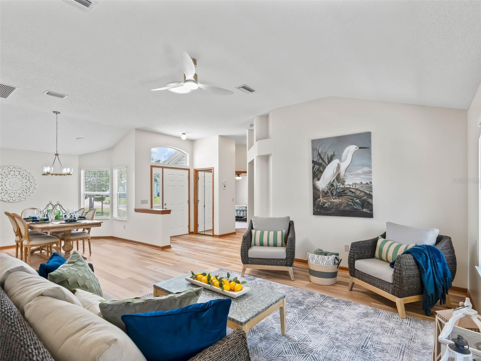 LADY LAKE ORANGE BLOSSOM GARDENS UNIT 17A - Residential