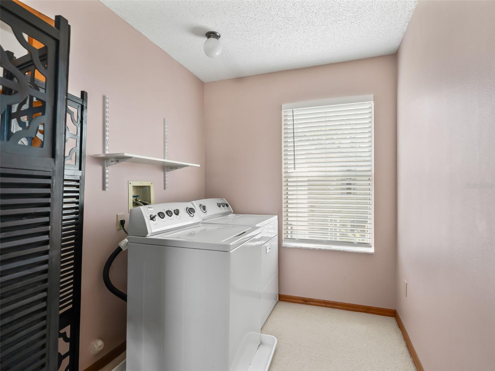 LADY LAKE ORANGE BLOSSOM GARDENS UNIT 17A - Residential