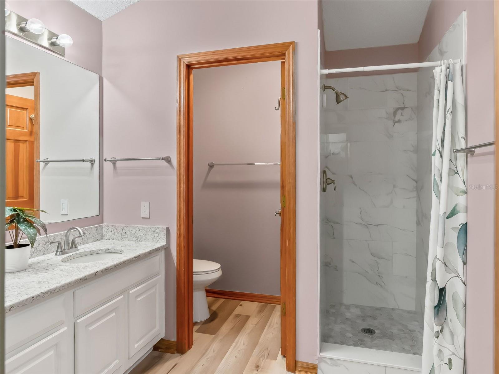 LADY LAKE ORANGE BLOSSOM GARDENS UNIT 17A - Residential