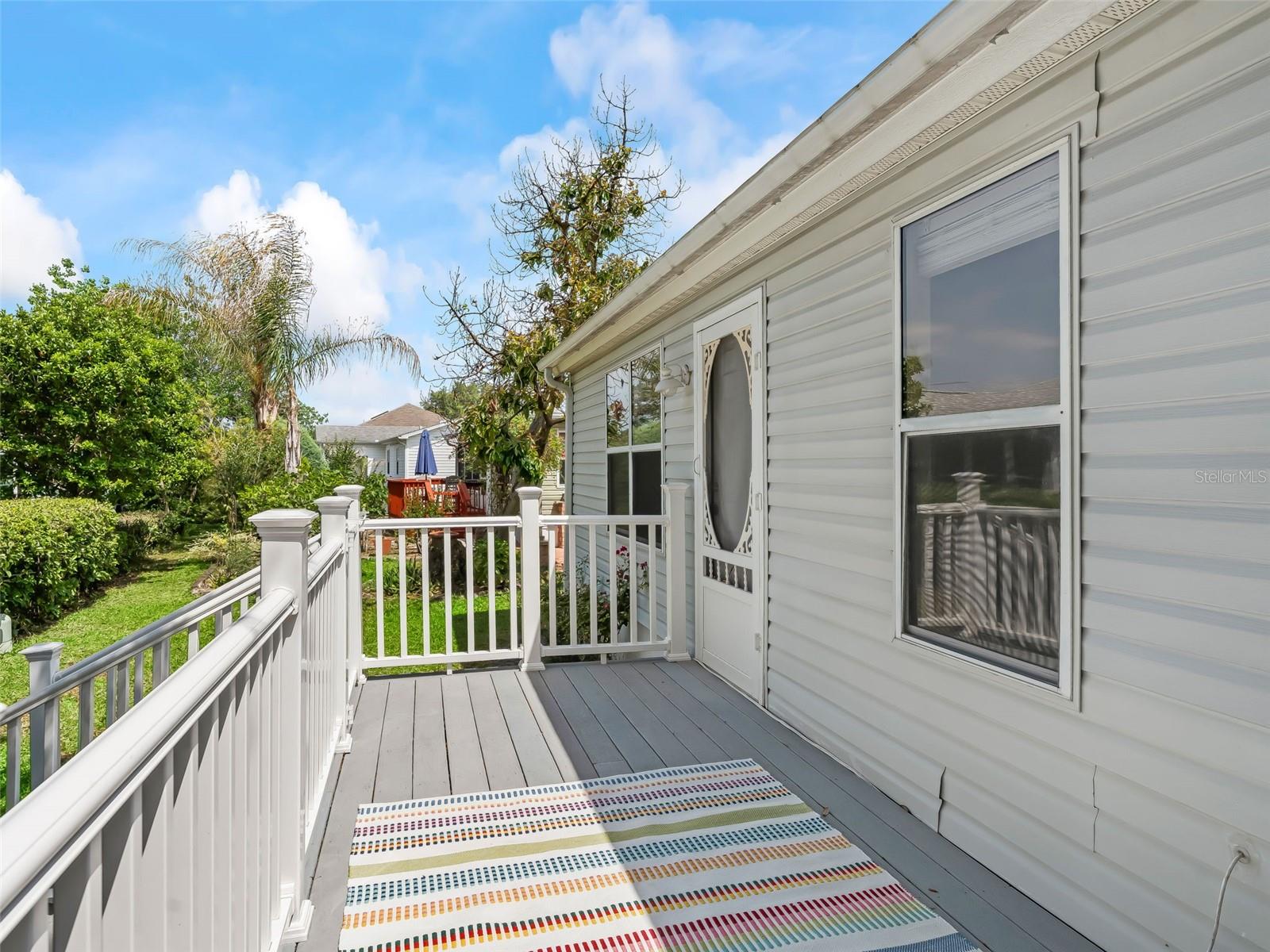 LADY LAKE ORANGE BLOSSOM GARDENS UNIT 17A - Residential