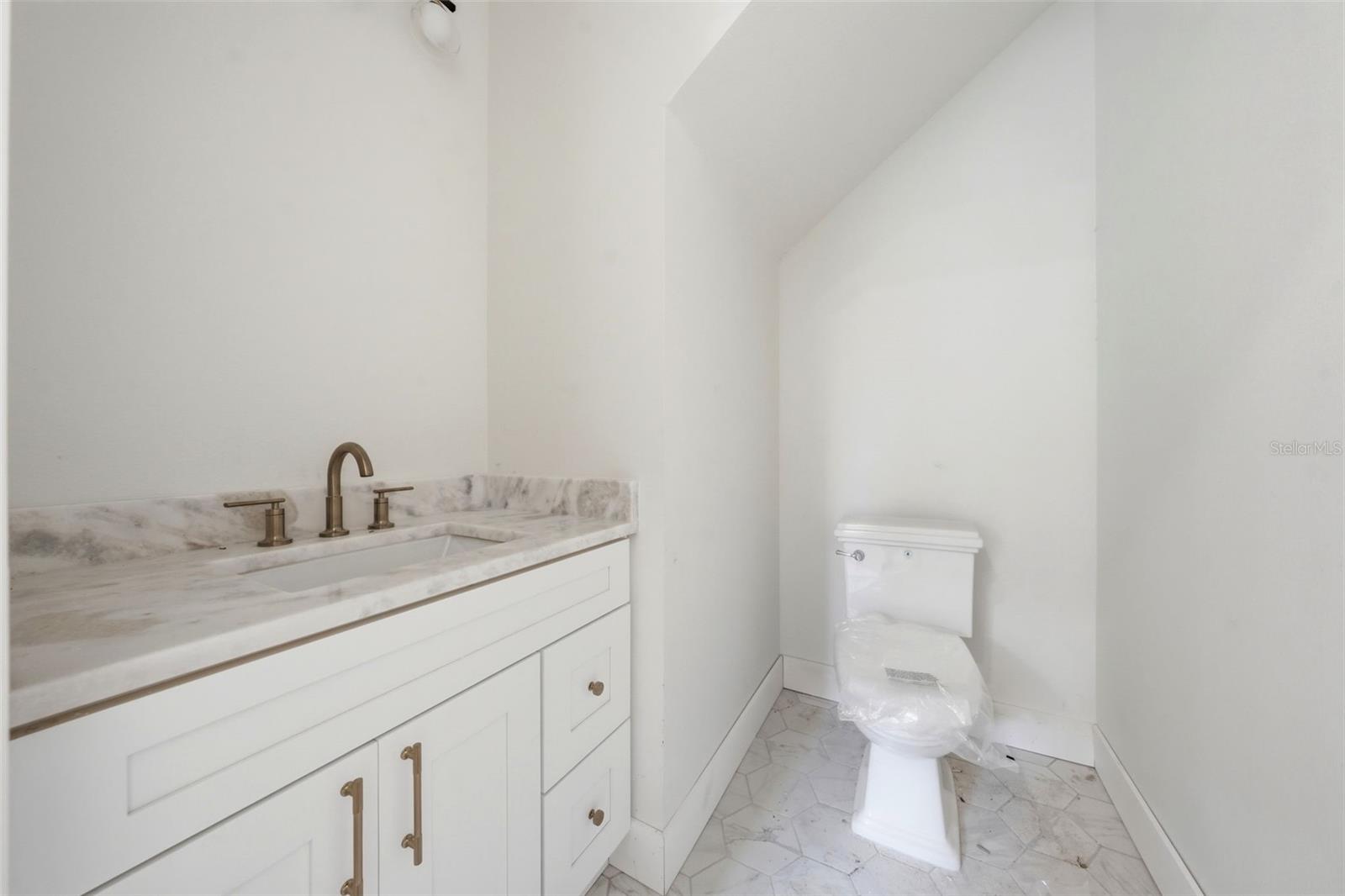 BRYN MAWR DUPLEXES - Residential Income