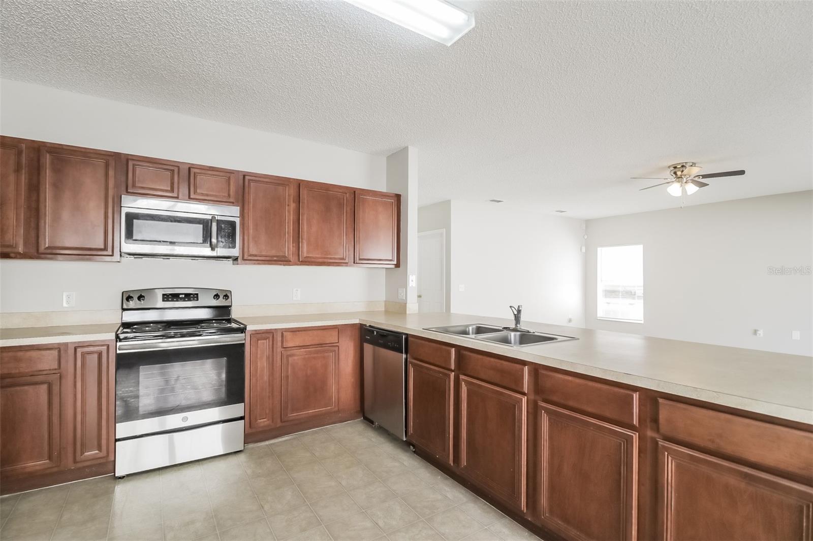 POINCIANA NBRHD 06 VILLAGE 07 - Residential Lease