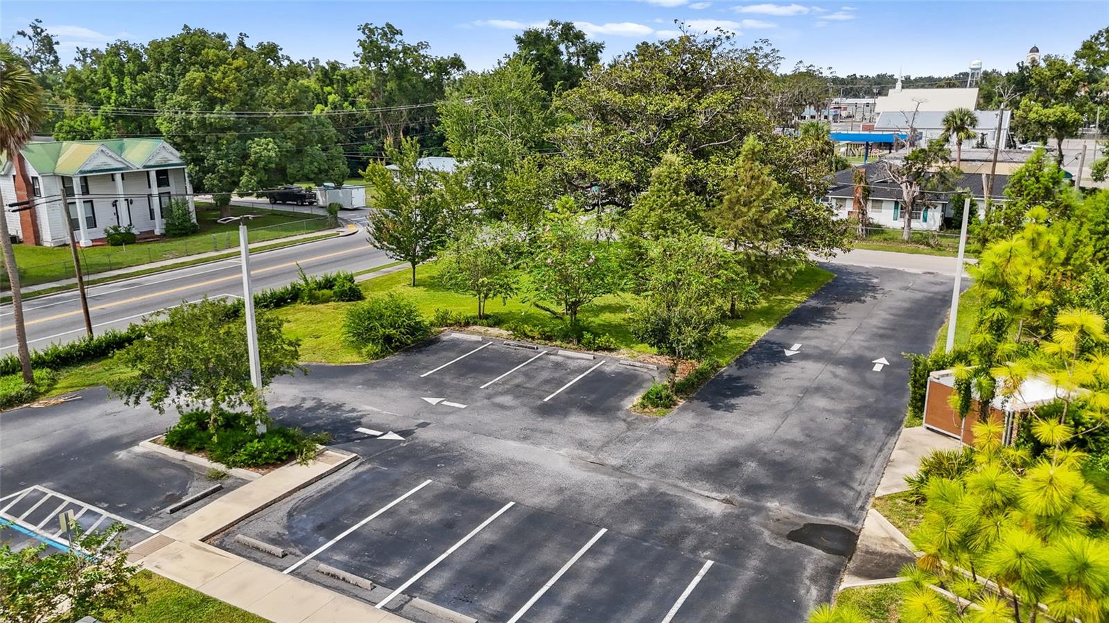 ORIGINAL TOWN/MAYO - Commercial Sale