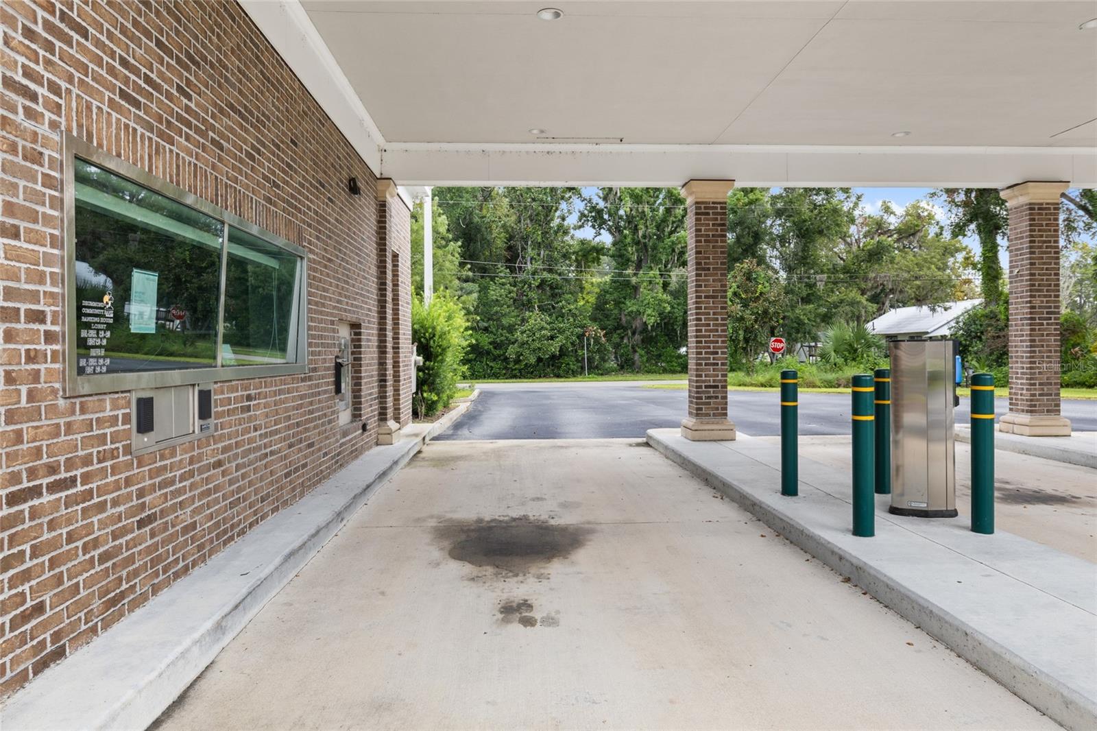 ORIGINAL TOWN/MAYO - Commercial Sale