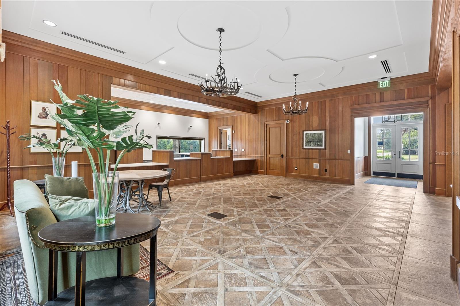 ORIGINAL TOWN/MAYO - Commercial Sale