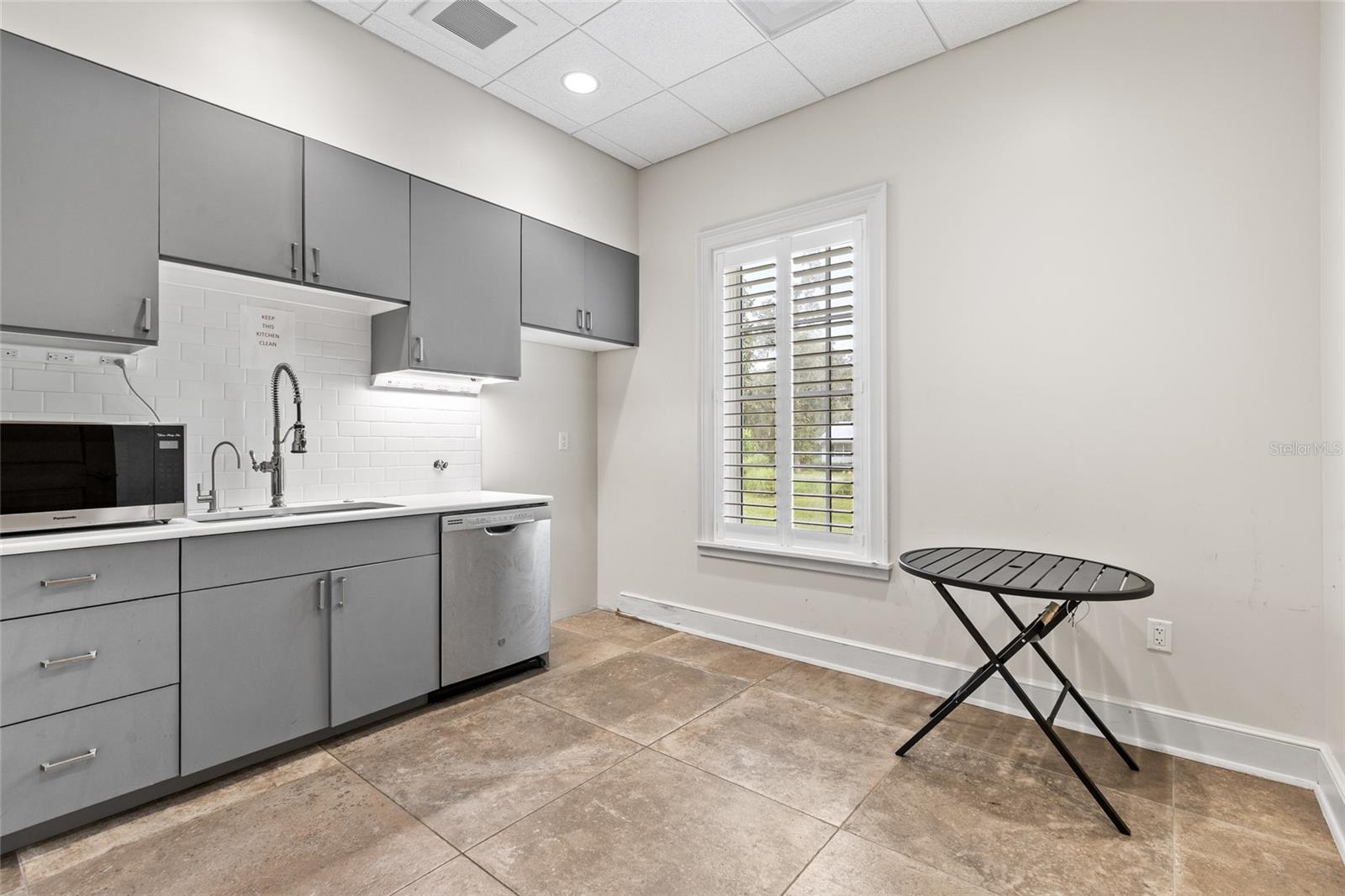 ORIGINAL TOWN/MAYO - Commercial Sale