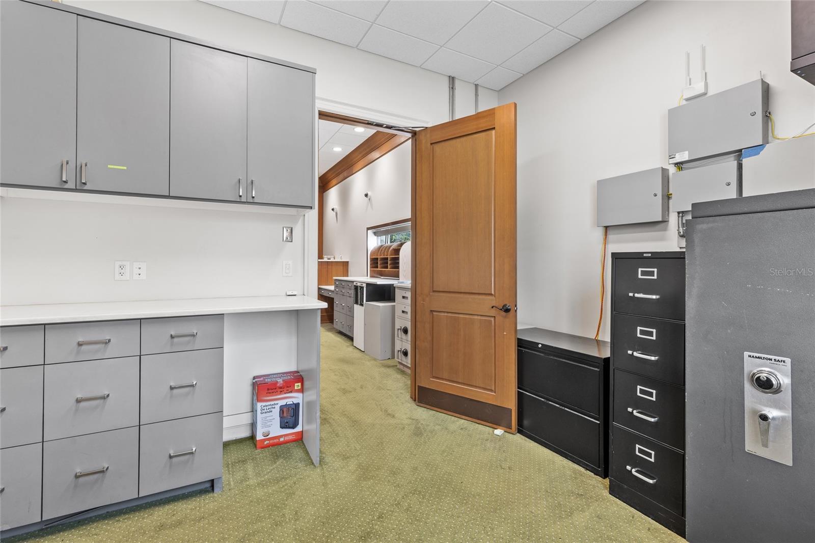 ORIGINAL TOWN/MAYO - Commercial Sale