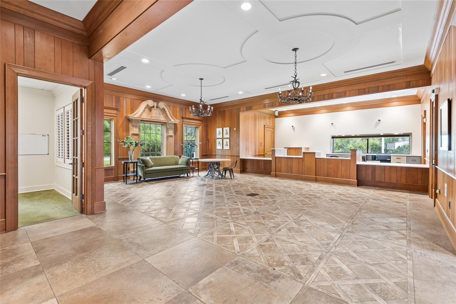 ORIGINAL TOWN/MAYO - Commercial Sale