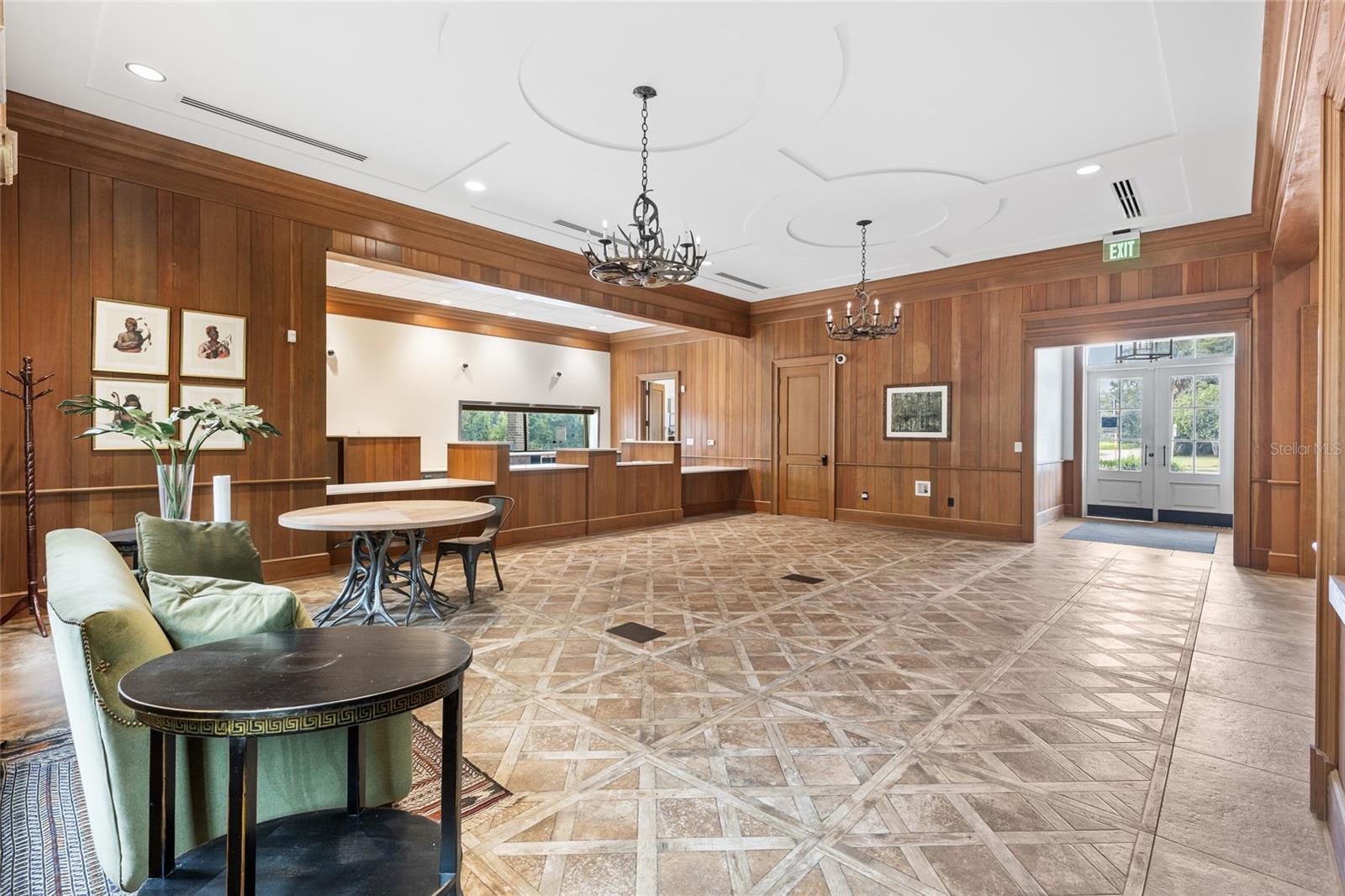 ORIGINAL TOWN/MAYO - Commercial Sale