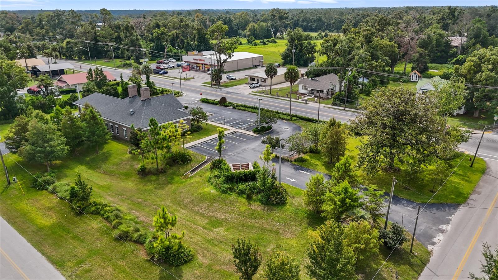 ORIGINAL TOWN/MAYO - Commercial Sale