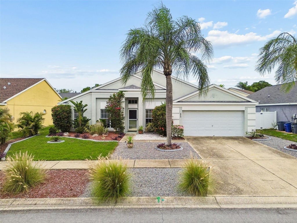 Photo of 923 Hunter Lane, Tarpon Springs, FL 34689 (MLS # TB8517328)