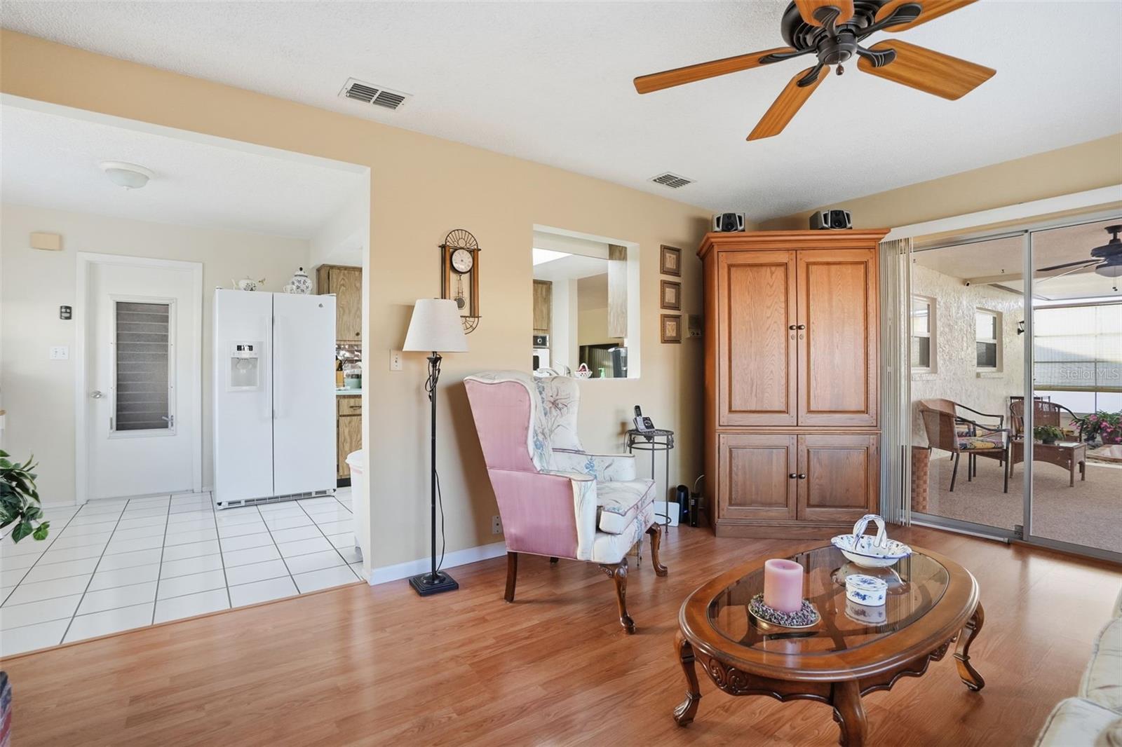 EMBASSY HILLS - Residential