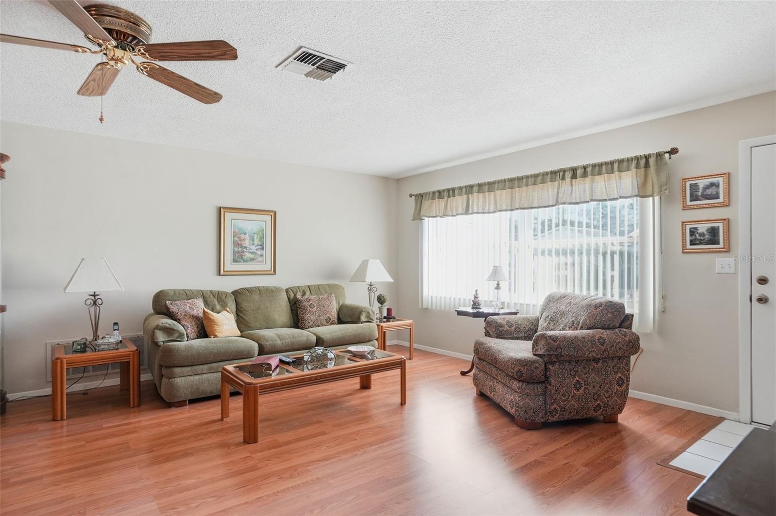 EMBASSY HILLS - Residential