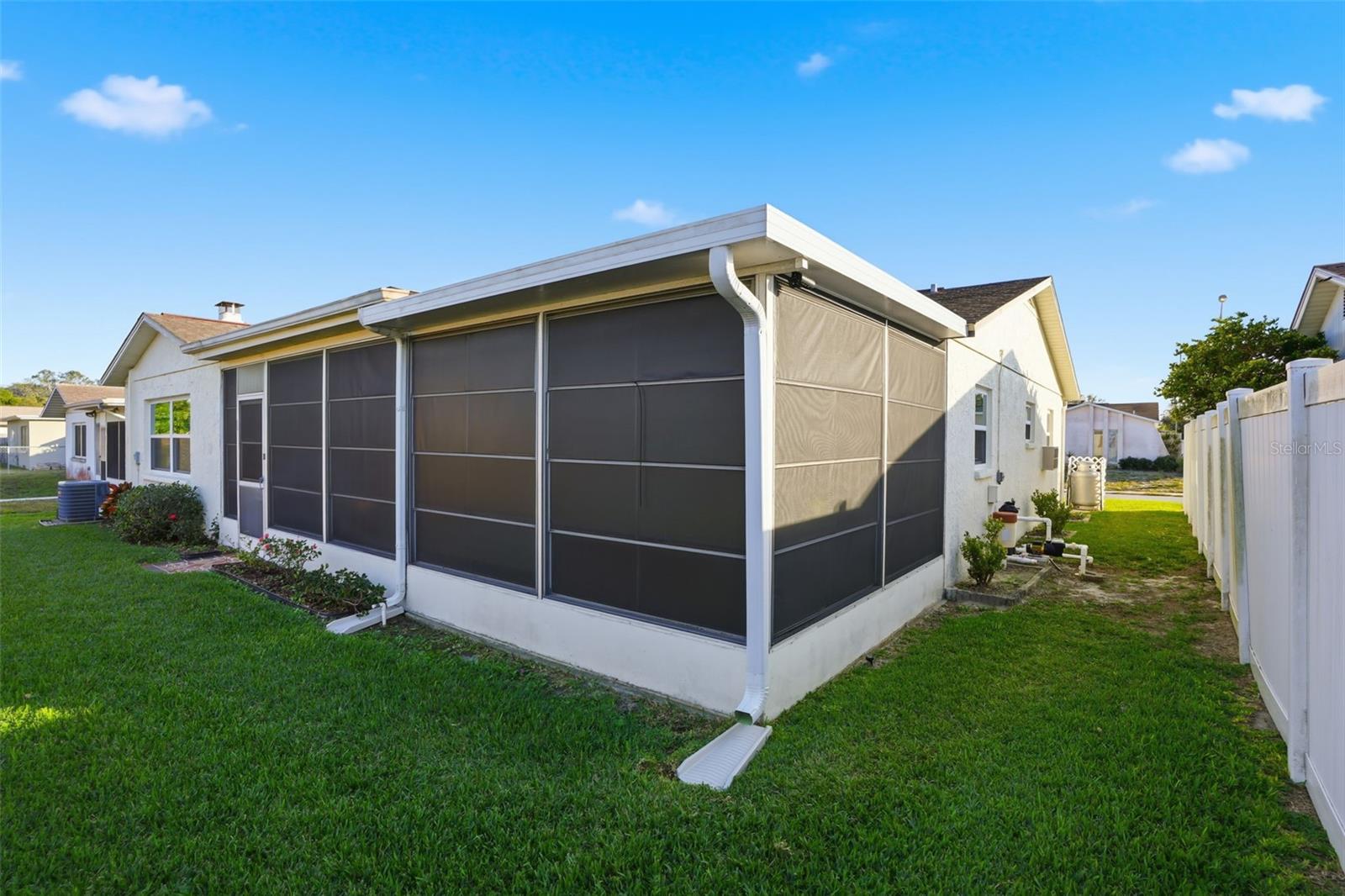 EMBASSY HILLS - Residential