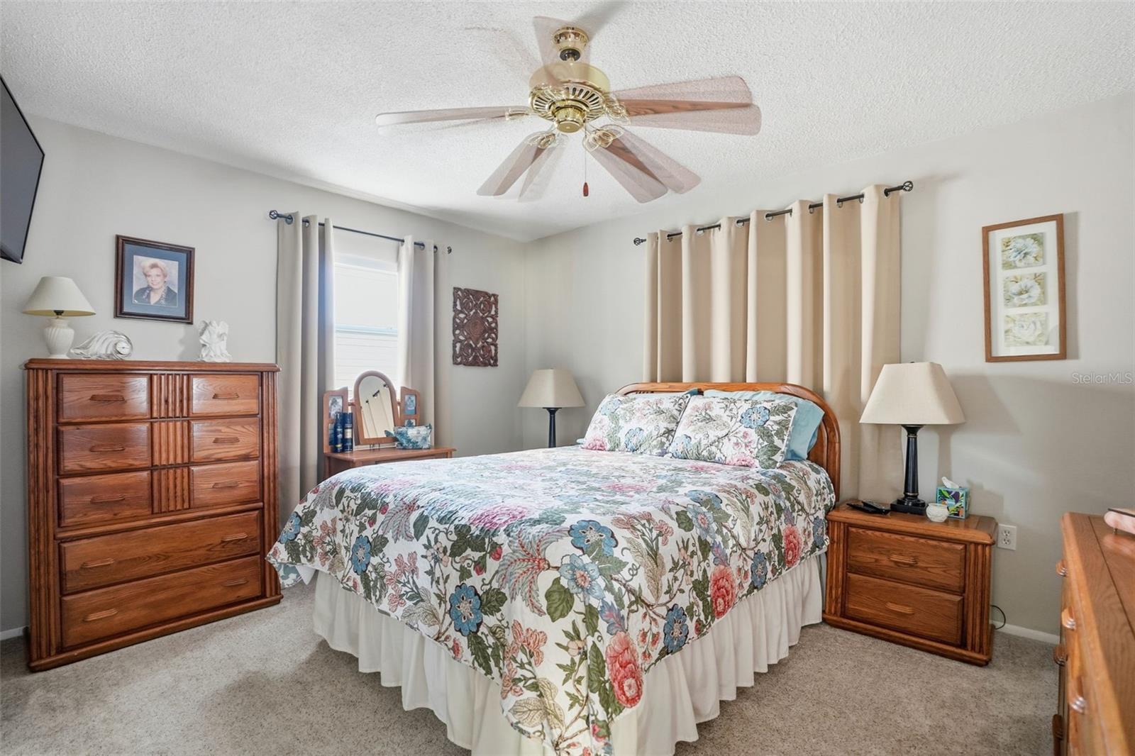 EMBASSY HILLS - Residential