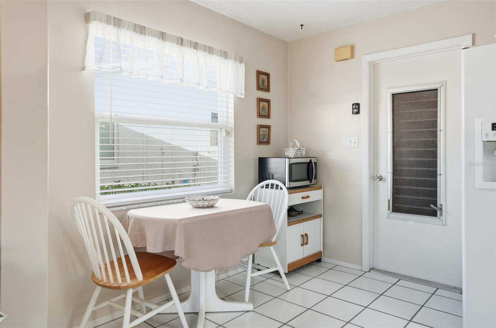 EMBASSY HILLS - Residential