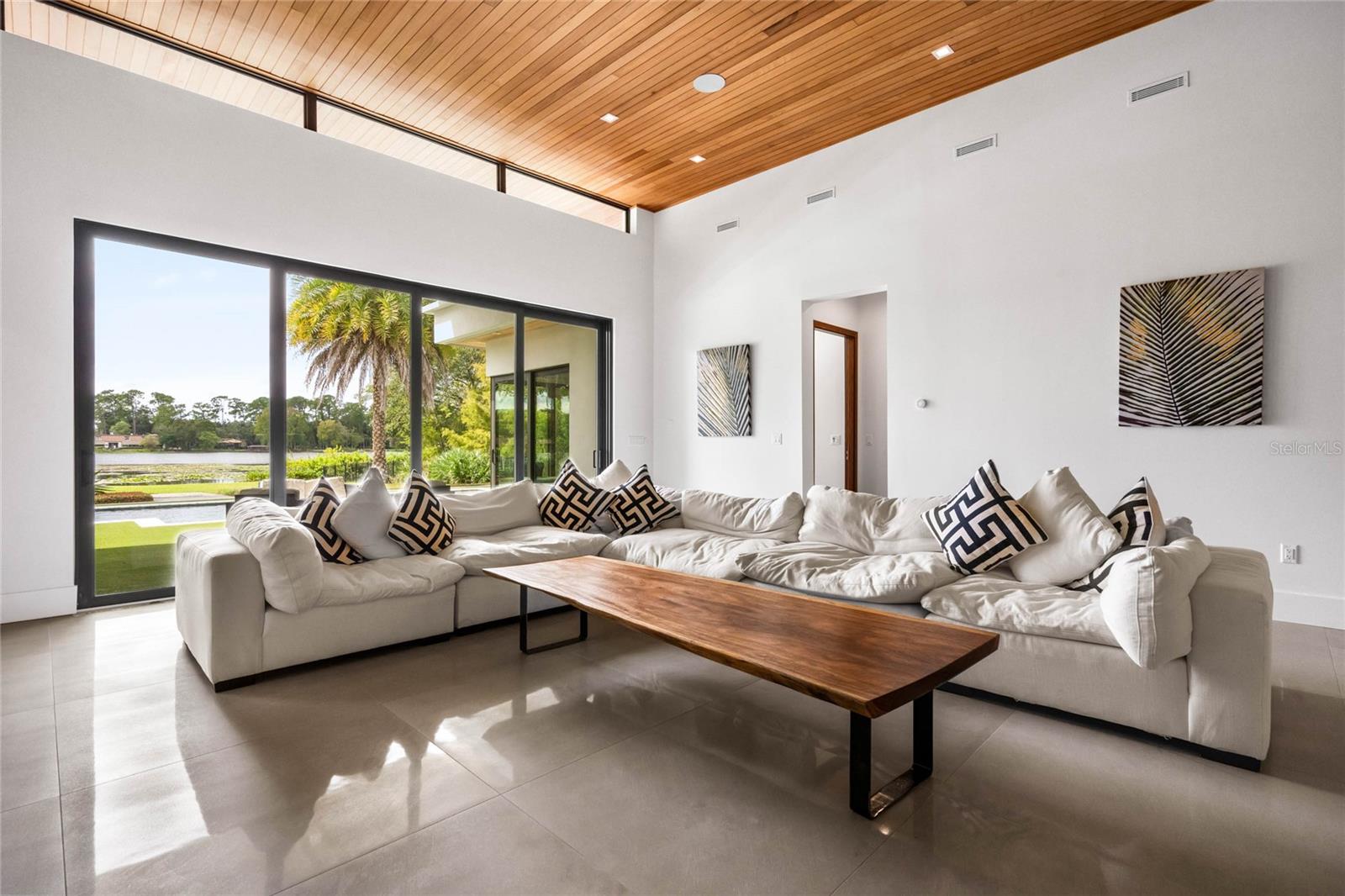 DUBSDREAD HEIGHTS - Residential