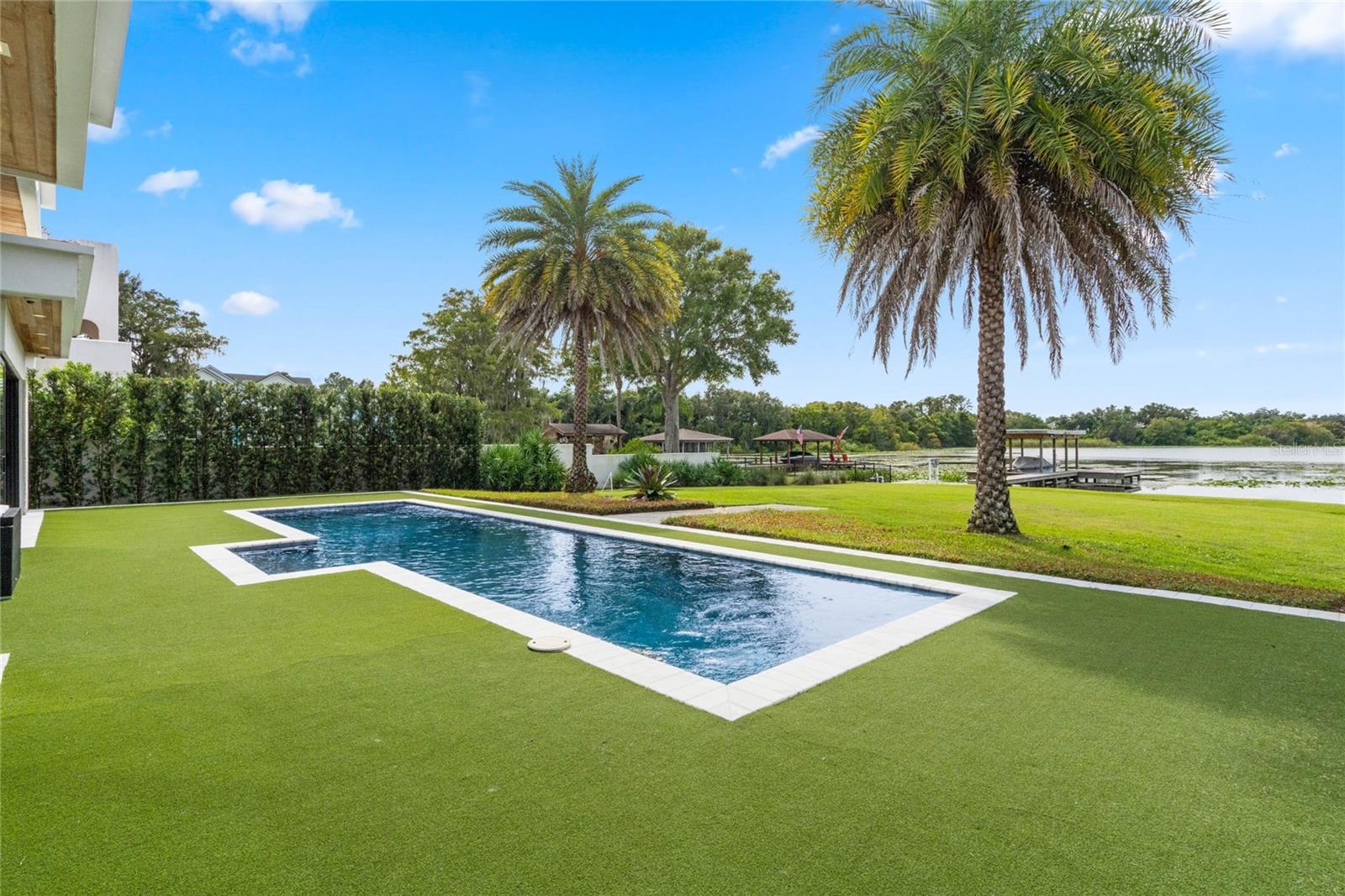 DUBSDREAD HEIGHTS - Residential