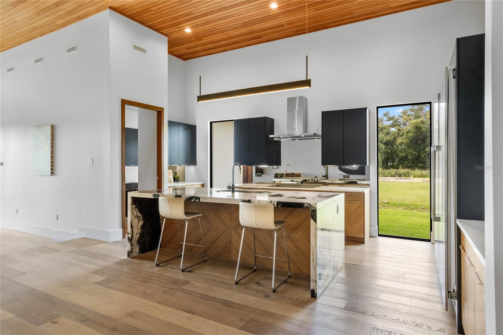 DUBSDREAD HEIGHTS - Residential