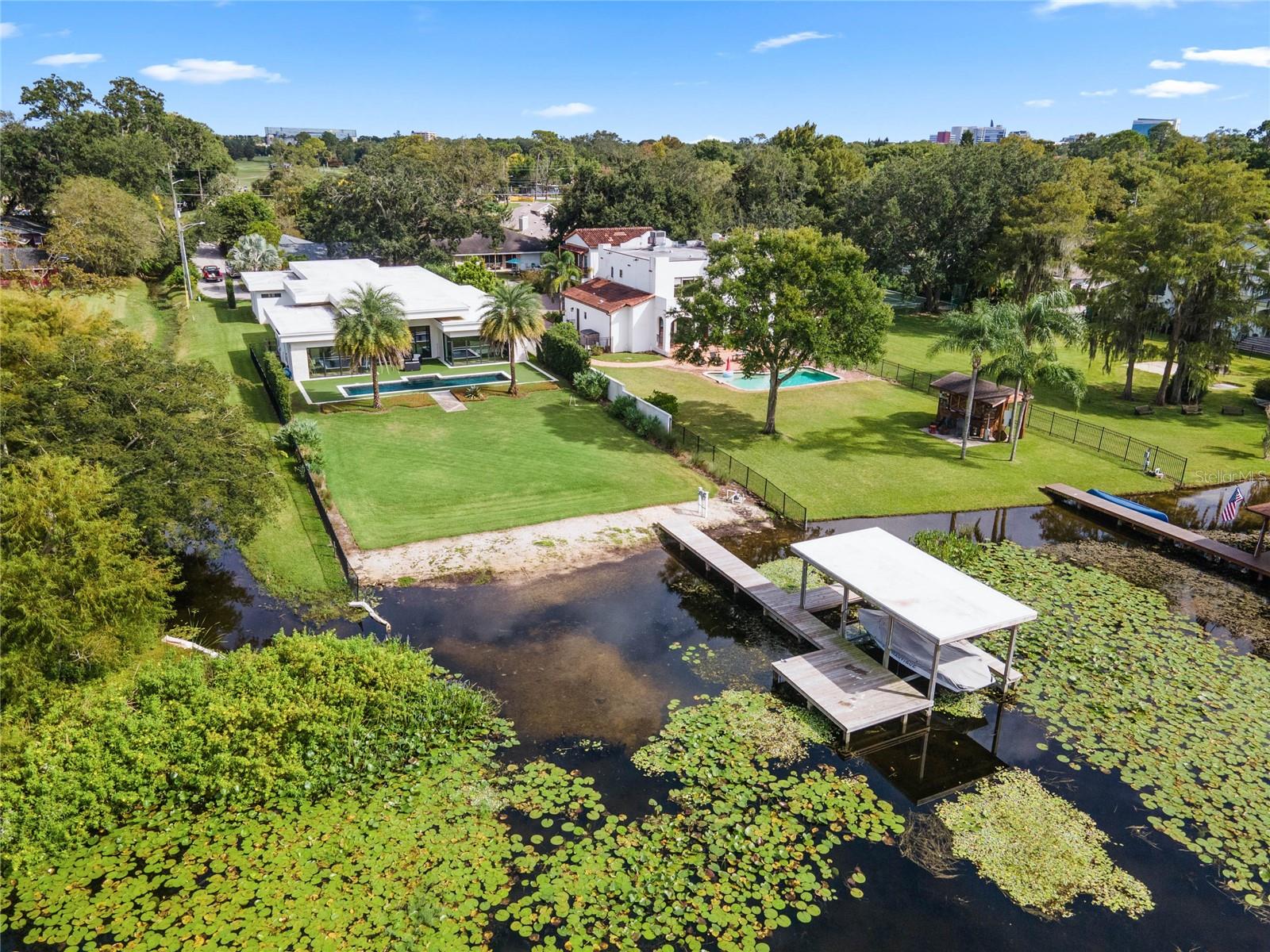 DUBSDREAD HEIGHTS - Residential