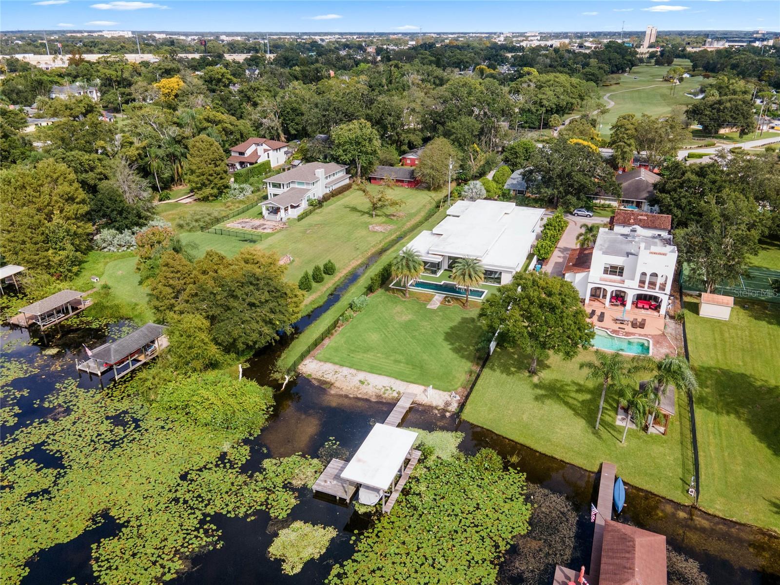 DUBSDREAD HEIGHTS - Residential