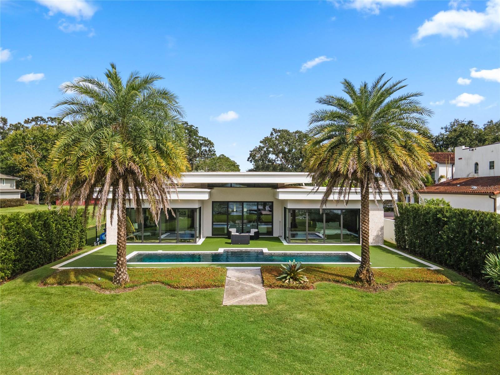 DUBSDREAD HEIGHTS - Residential