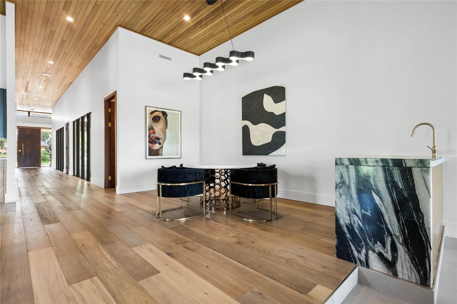 DUBSDREAD HEIGHTS - Residential