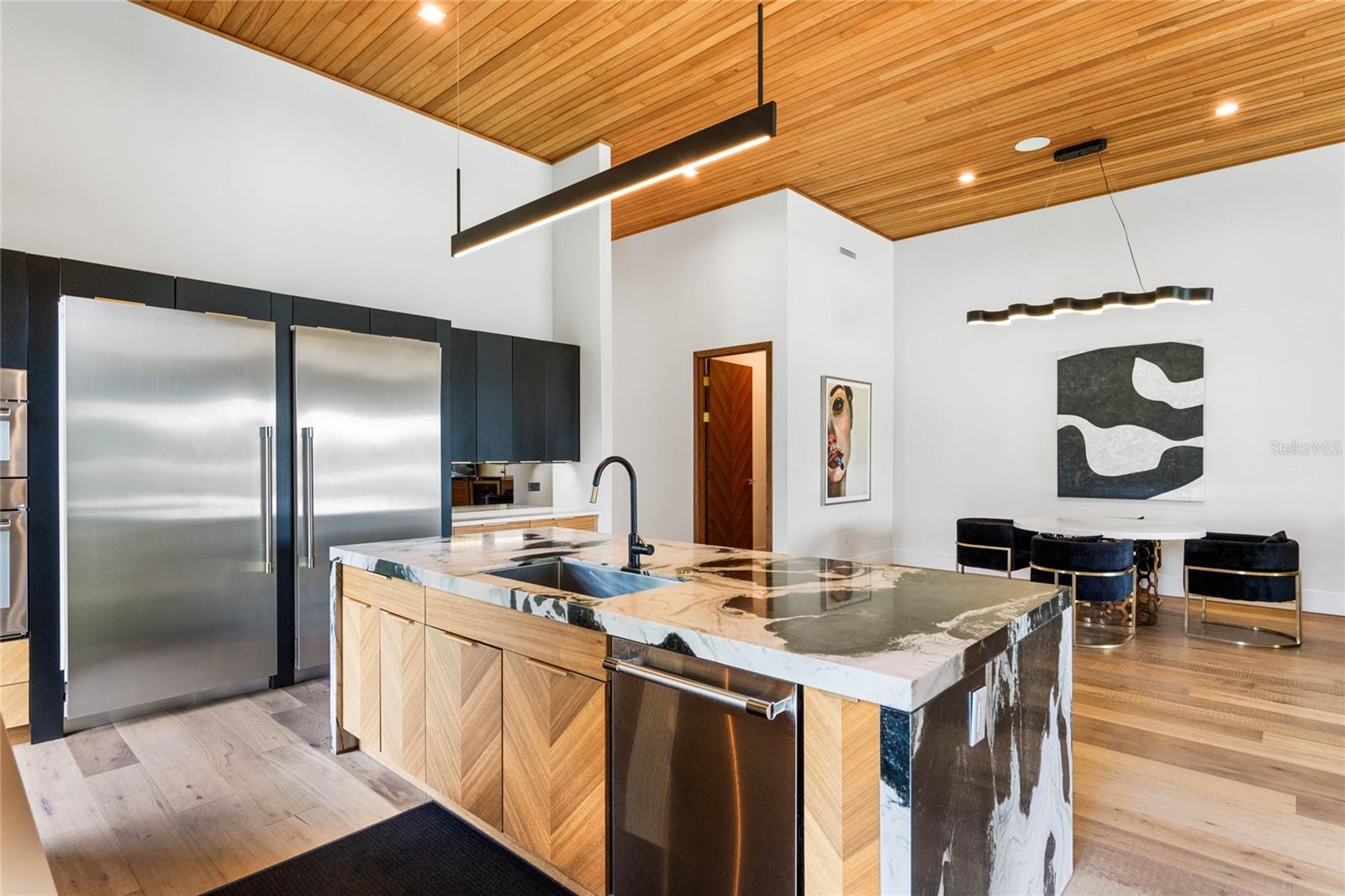 DUBSDREAD HEIGHTS - Residential