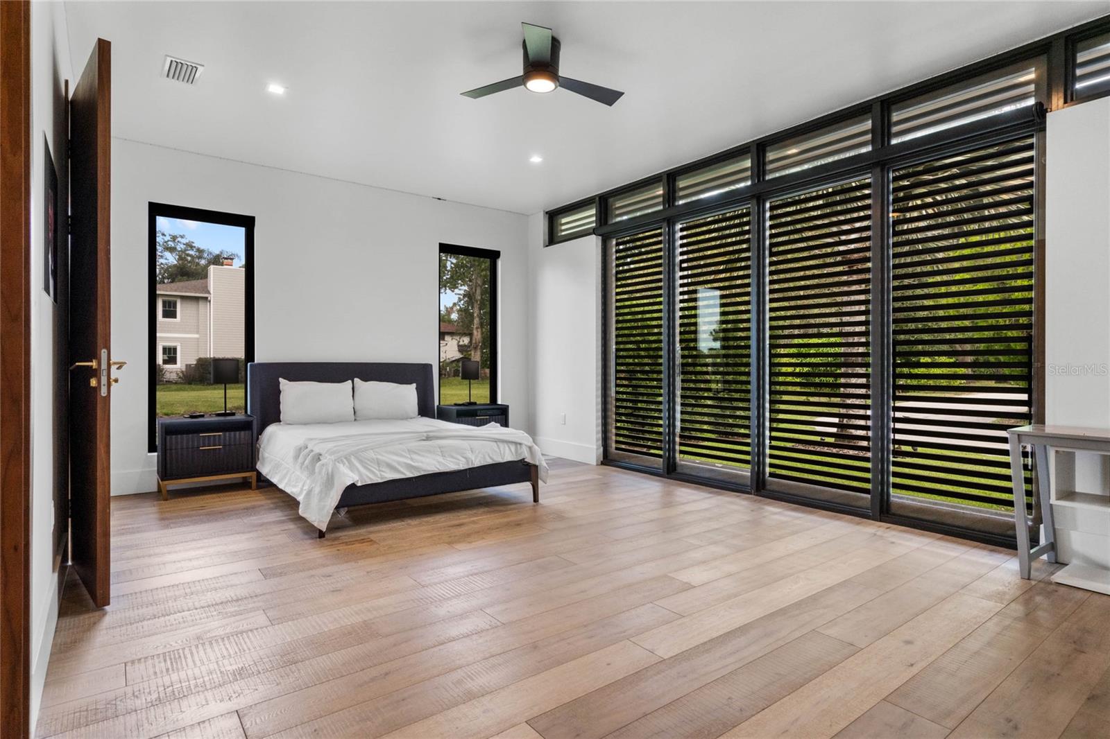 DUBSDREAD HEIGHTS - Residential