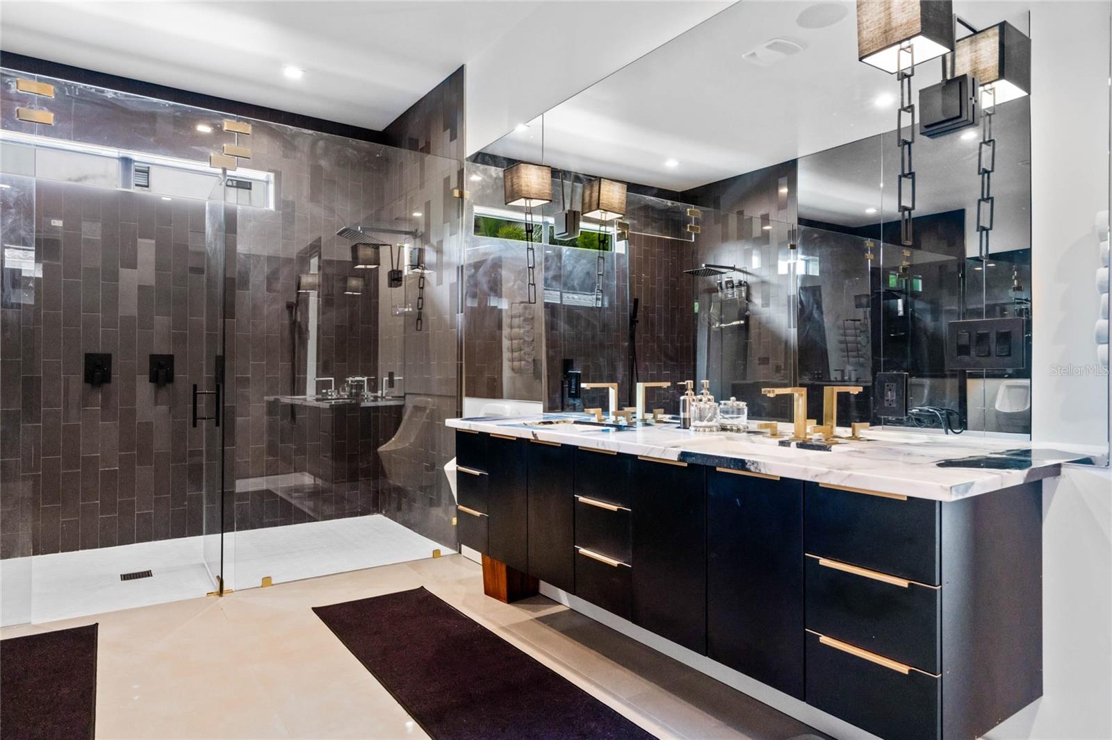 DUBSDREAD HEIGHTS - Residential