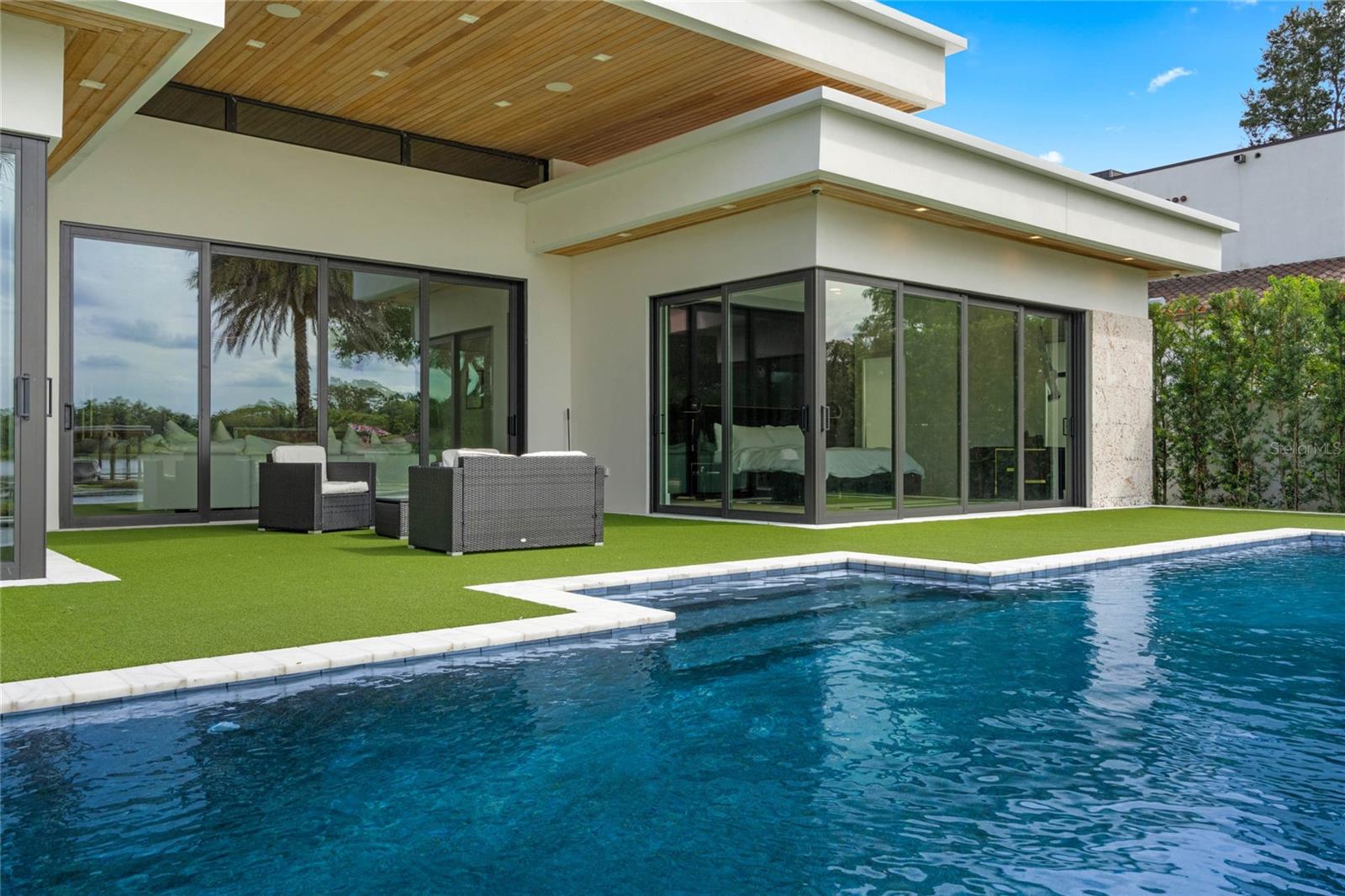 DUBSDREAD HEIGHTS - Residential