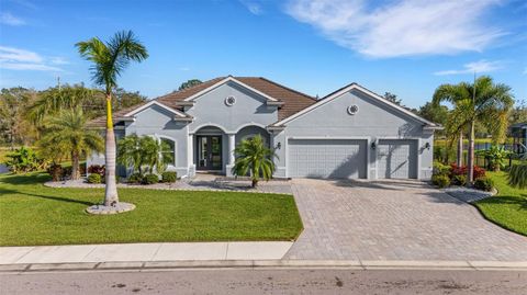 A home in PARRISH