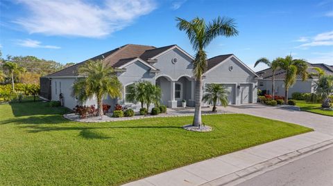 A home in PARRISH