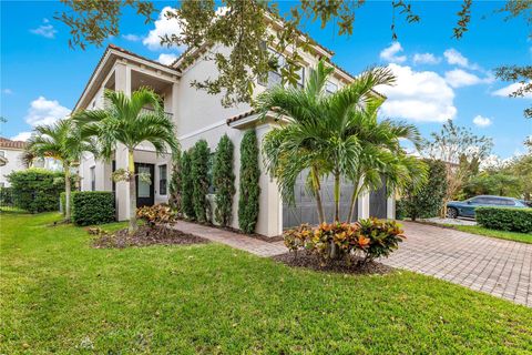 Photo of 10466 Henbury Street, Orlando, FL 32832 (MLS # O6331554)