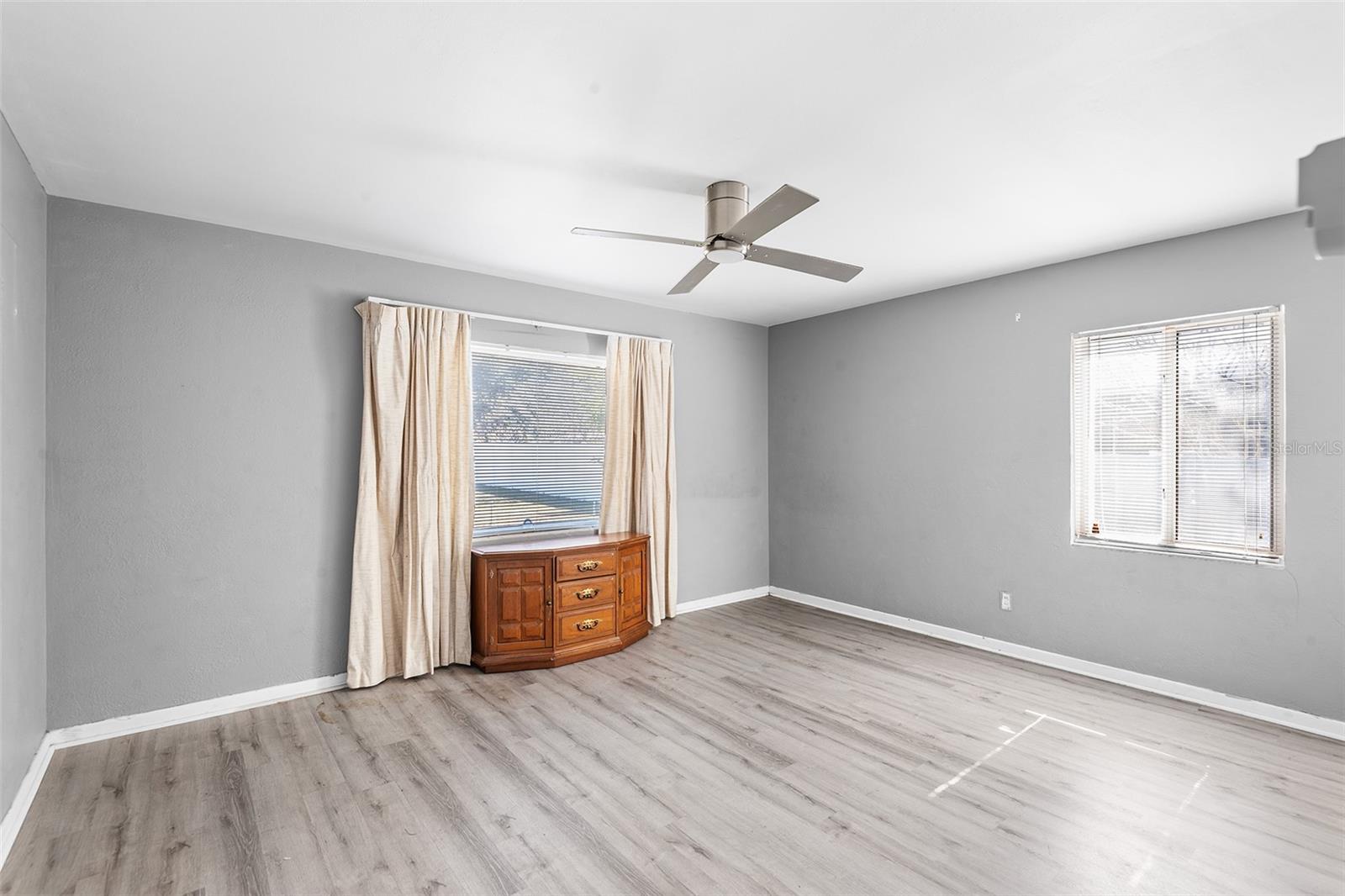 LINVALL PARK REP - Residential