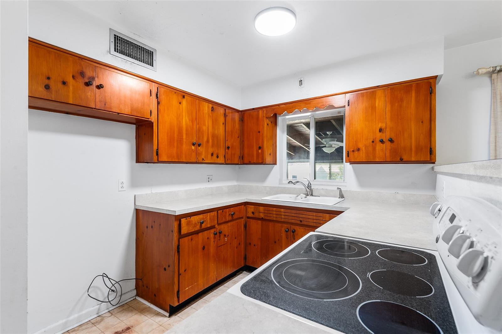 LINVALL PARK REP - Residential