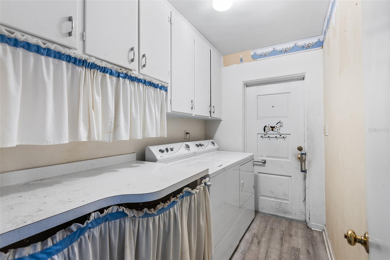 LINVALL PARK REP - Residential