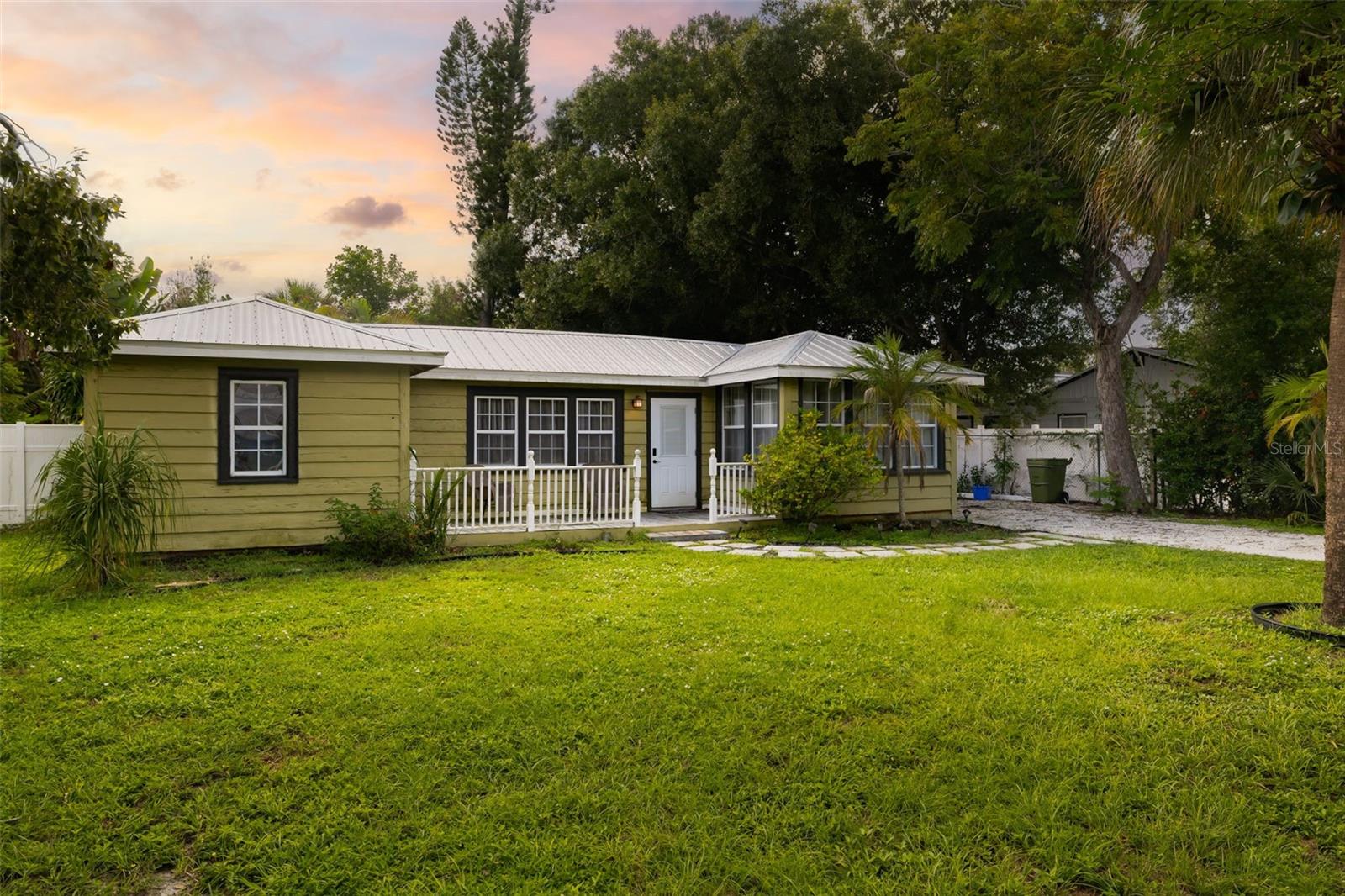 2316 GULL LANE