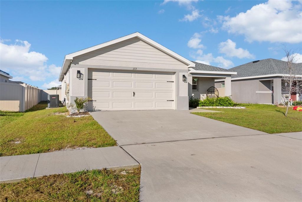 Photo of 113 Eagle Summit Drive, Ruskin, FL 33570 (MLS # TB8455655)