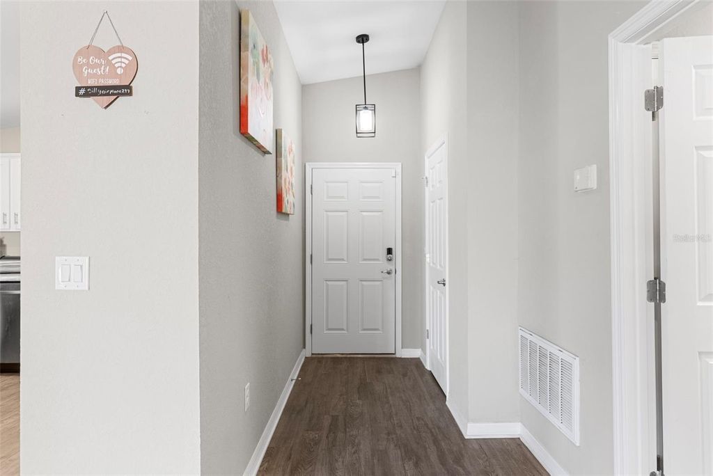 Photo of 113 Eagle Summit Drive, Ruskin, FL 33570 (MLS # TB8455655)