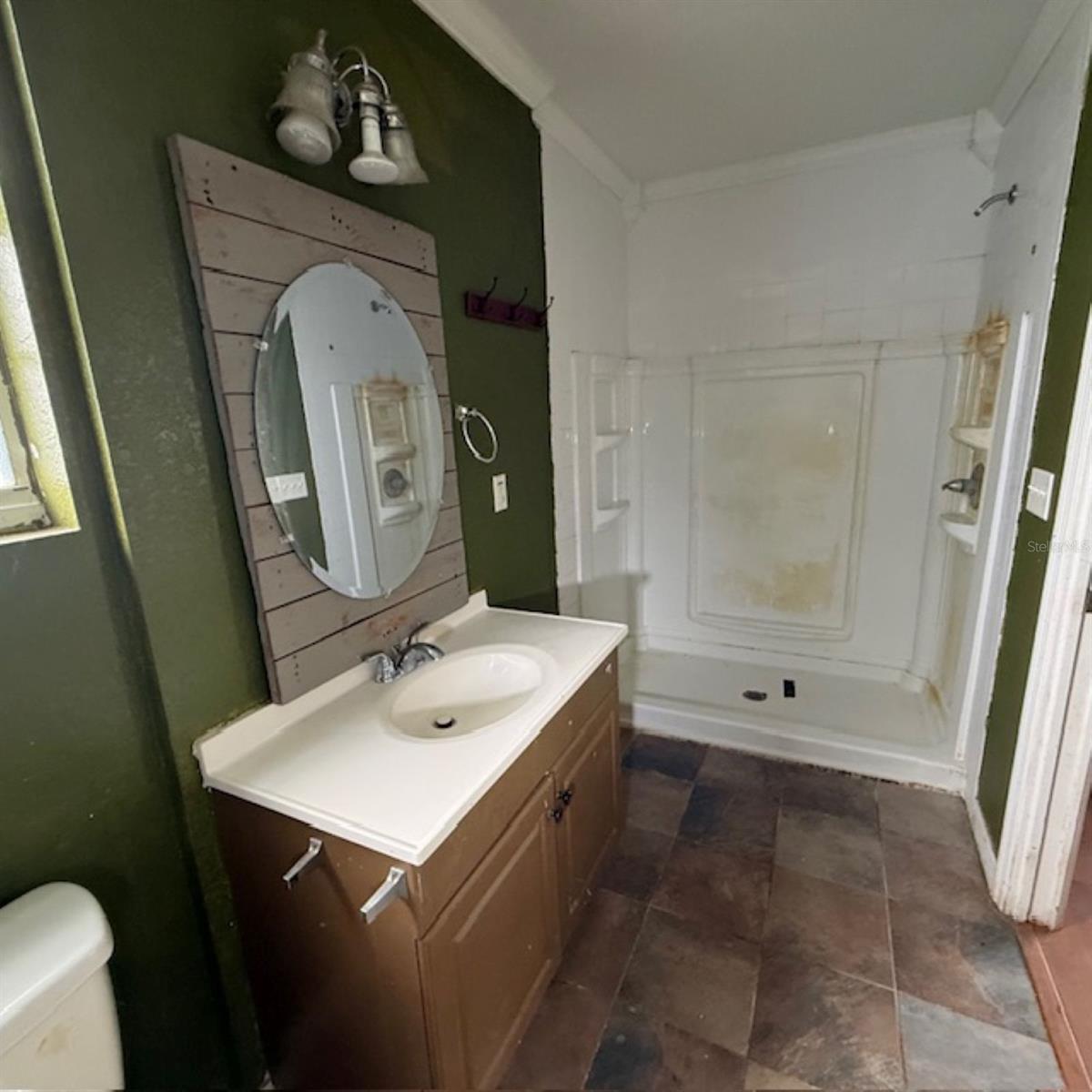 BELLEVIEW HEIGHTS ESTATE - Residential