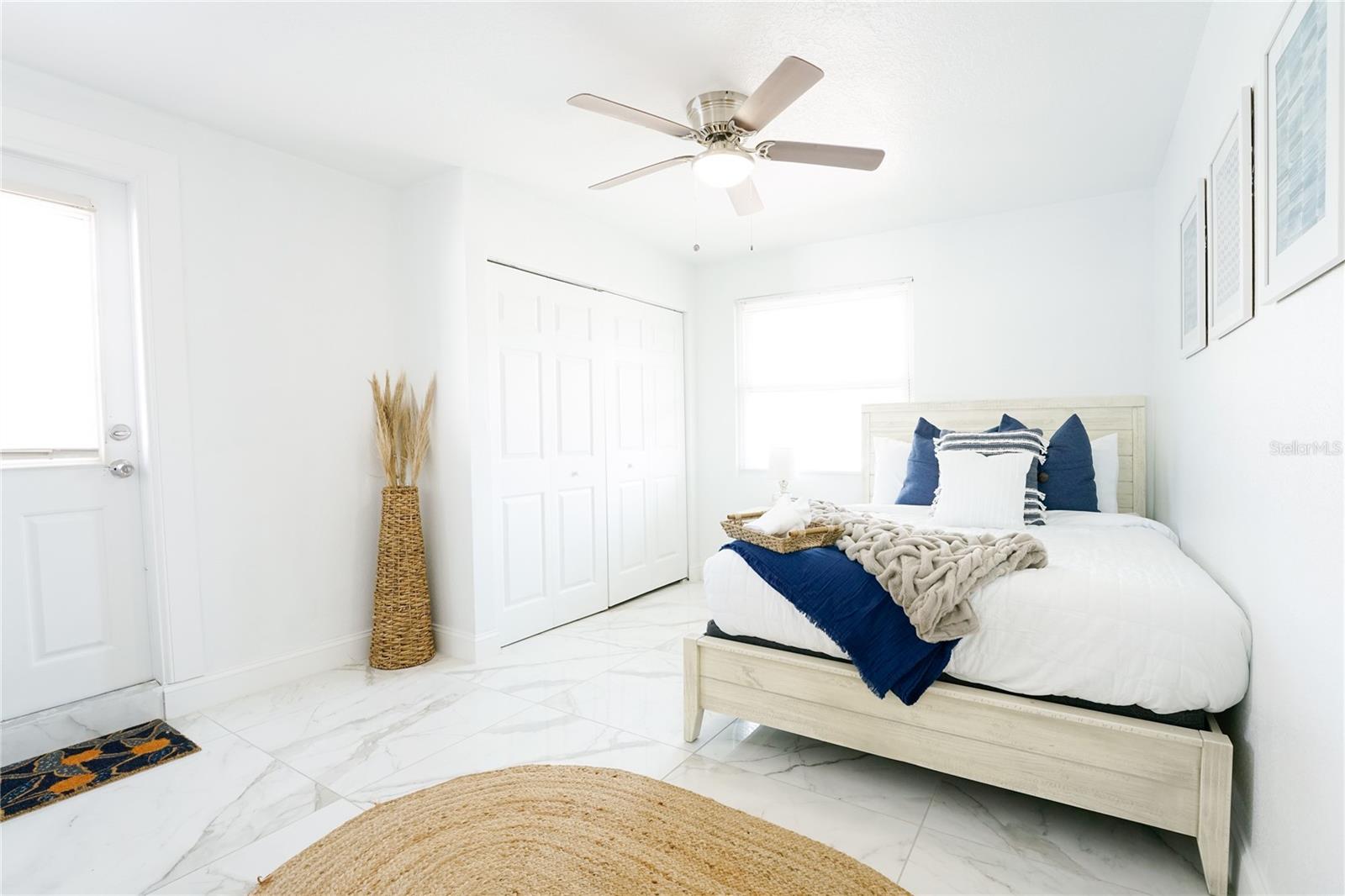 FAIRLAWN PARK MANOR - Residential