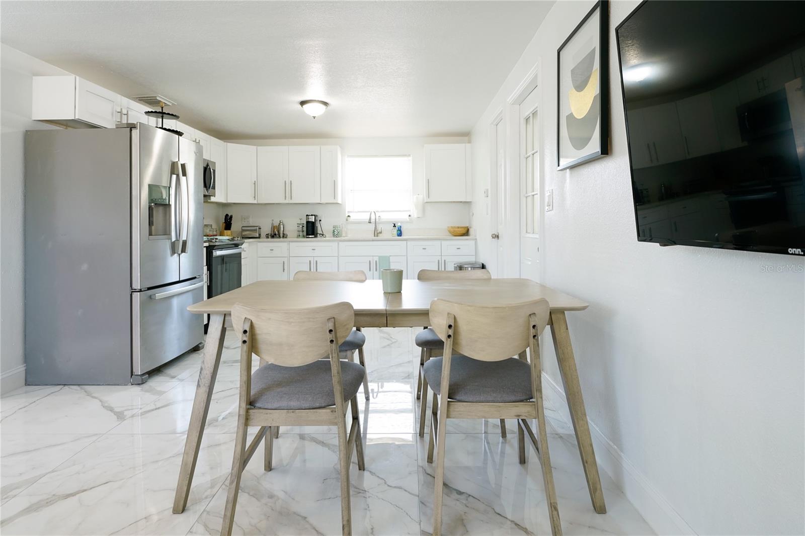 FAIRLAWN PARK MANOR - Residential