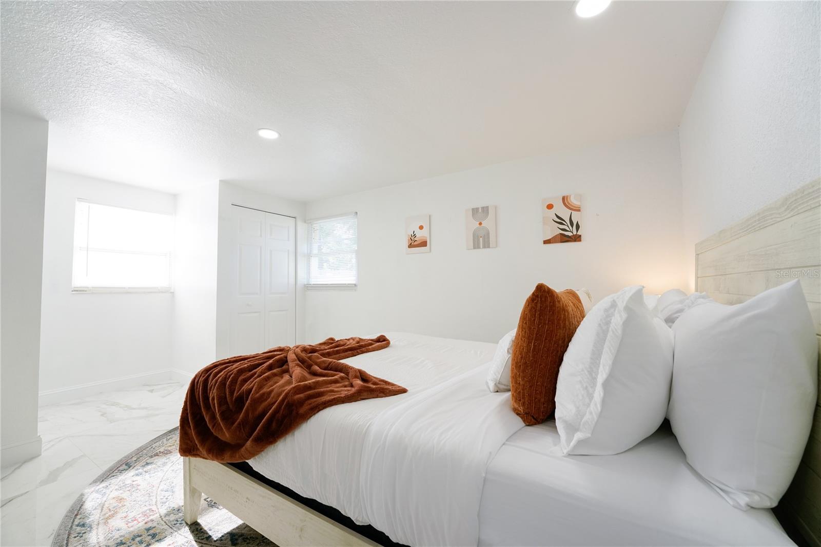 FAIRLAWN PARK MANOR - Residential