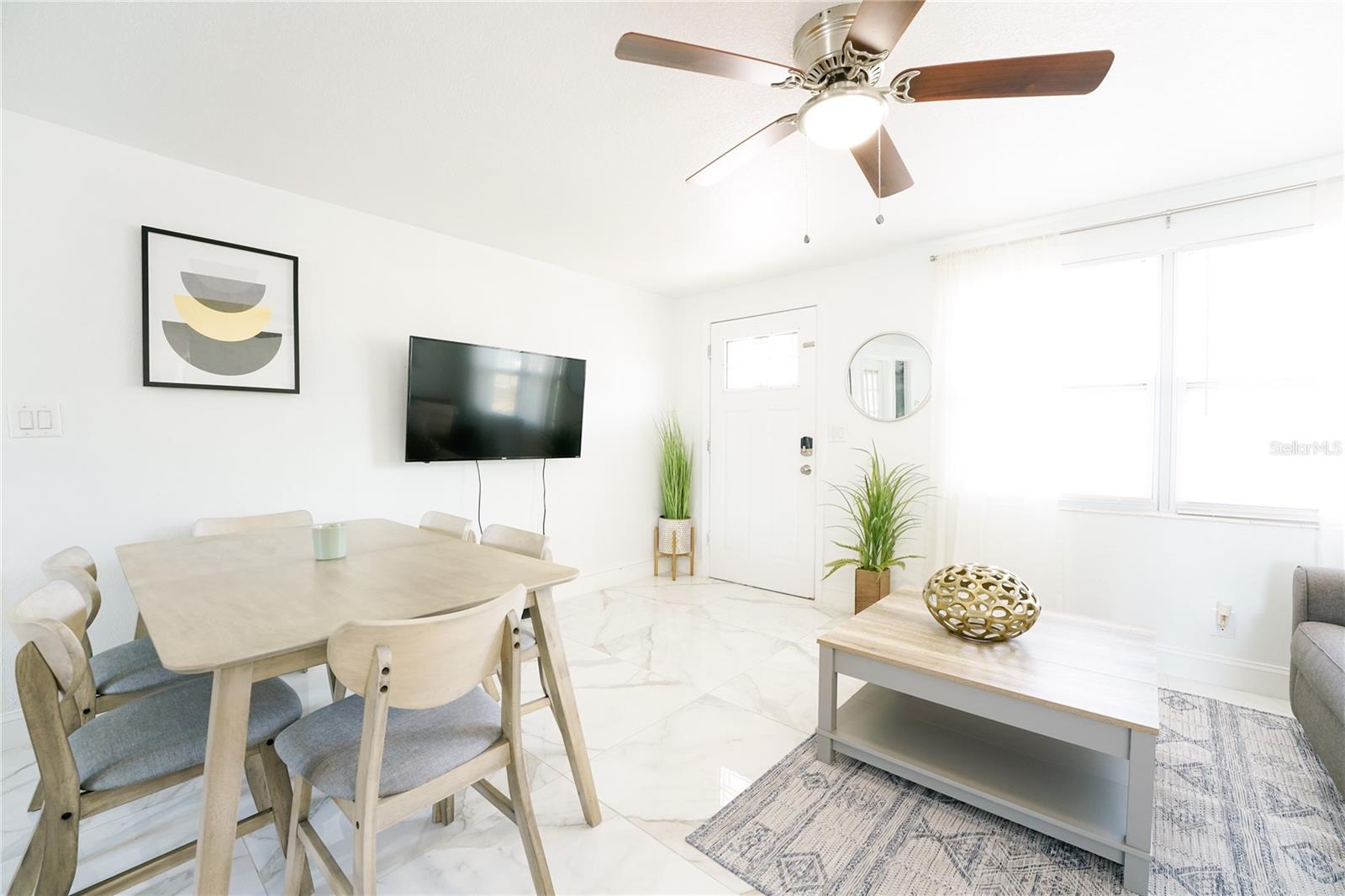 FAIRLAWN PARK MANOR - Residential