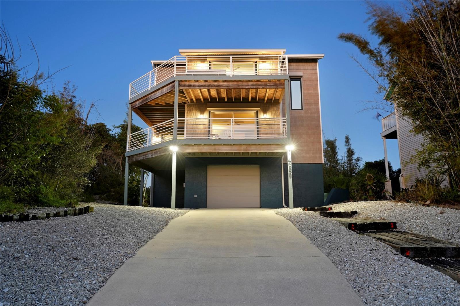 4999 ALTA VISTA AVENUE